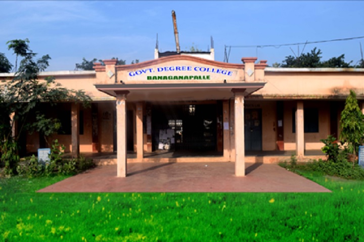 https://cache.careers360.mobi/media/colleges/social-media/media-gallery/30472/2020/7/9/College building of Government Degree College Banaganapalli_Campus-View.jpg